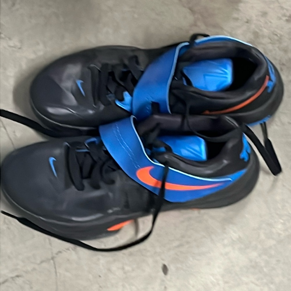 Nike Men’s KD Size 8